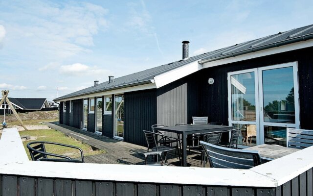 Modern Holiday Home in Fanø With Private Whirlpool