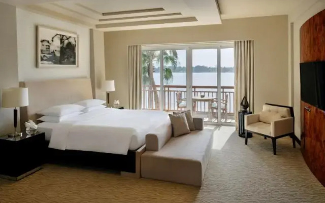 Dubai Creek Villas