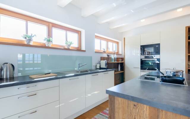 Apartment With Sauna and Ski In/out