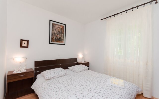 Apartment Alba