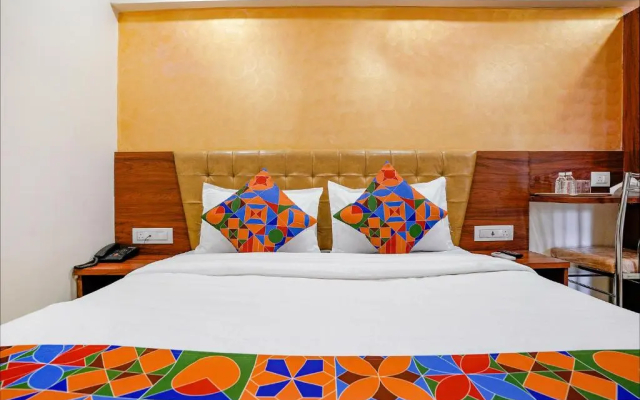 FabHotel Saineel I
