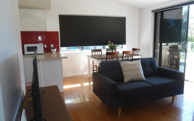 Bellevue on Bentley - Unit 2