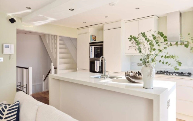 The Notting Hill Hideout - 2bdr Apartment
