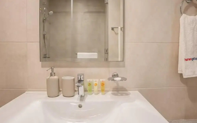 Elegant 2BRApt In Damac Hills 2