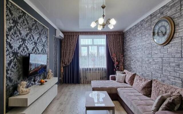 2x SuperLUX Arbat Chehova Kirova 55