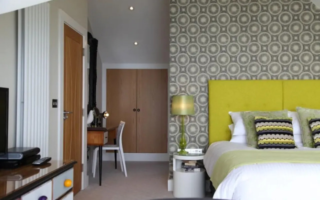 Luxury Pebble House 180 Degrees Sea View