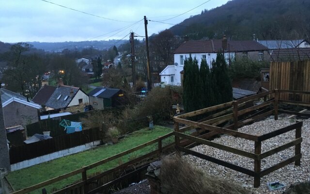 Cottage Hill