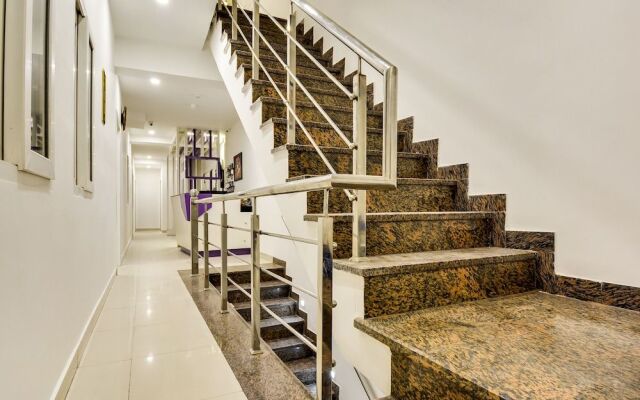 Oyo 60737 Hotel Purple Residency
