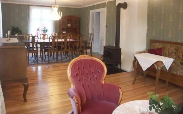 Annas Hus Bed & Breakfast