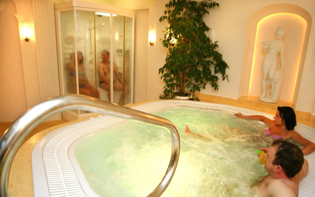 Hotel Polaris