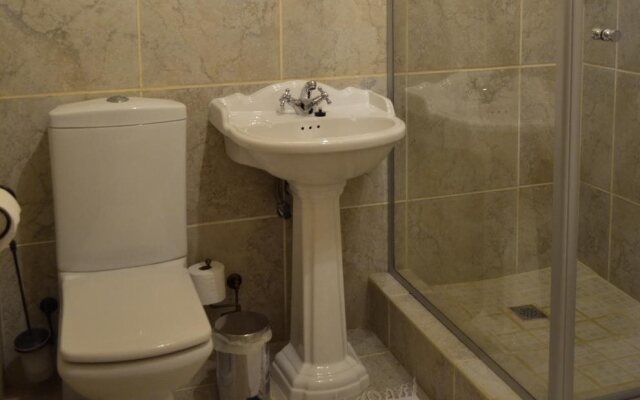 Woodlands Guest House
