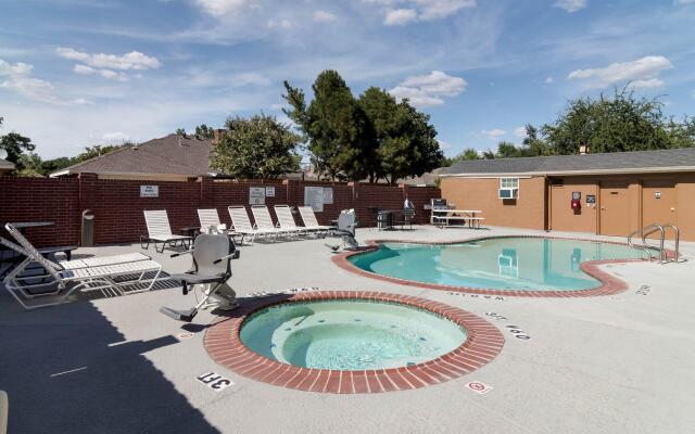 Quality Suites Midland North Loop 250