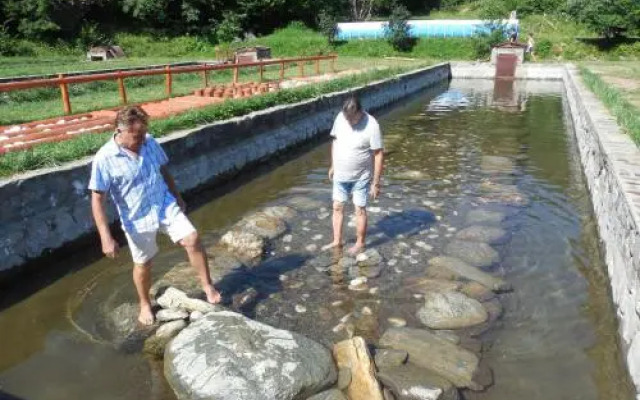 Complex Pastravaria Albota