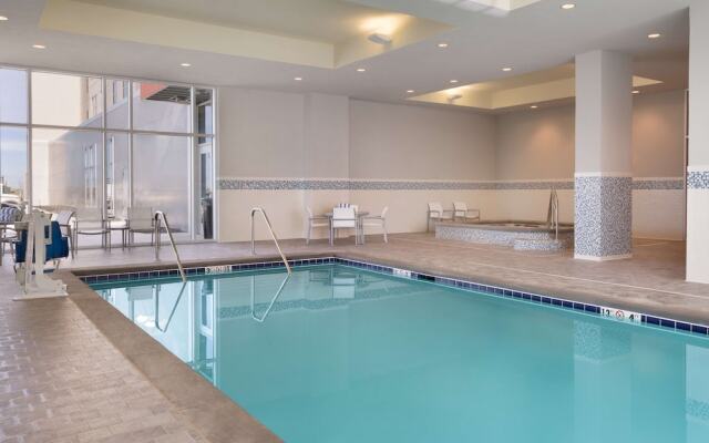 Embassy Suites By Hilton Kansas City Olathe