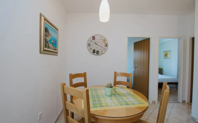 Spacious apt With big Patio,terrace&great sea View