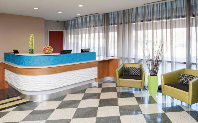 SpringHill Suites Chicago O'Hare by Marriott