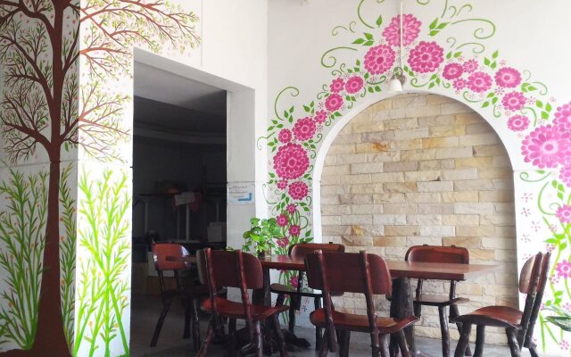 S2S Queen Trang Hotel