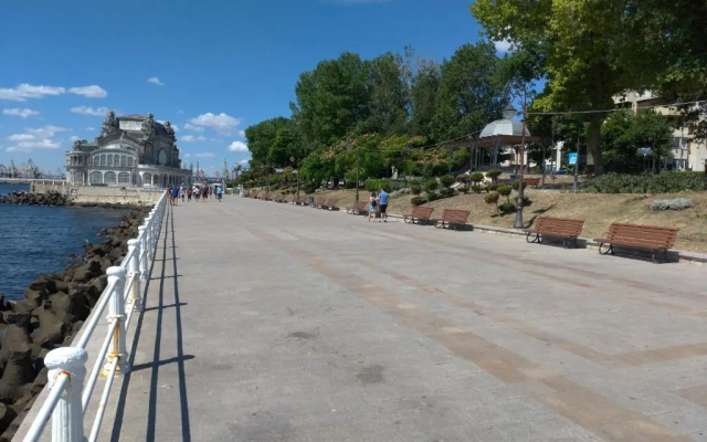 Apartament Promenada, 3 camere, max 6 persoane, locatie ideala, 10 min de mers pana la plaja - Apartment in Constanta - Photo 5