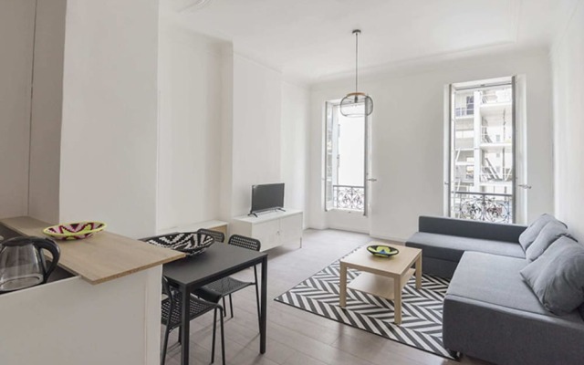 Superb bright and spacious apt in Marseille