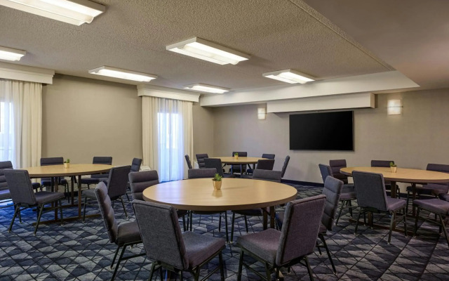 Courtyard Phoenix North by Marriott