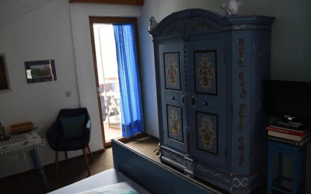 Pension Schwarzenbach