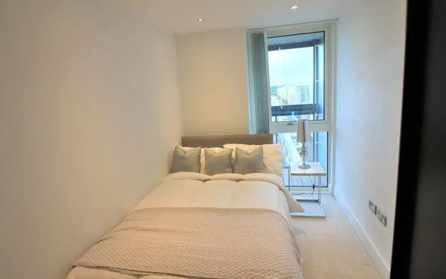 Admiral Tower Apartment