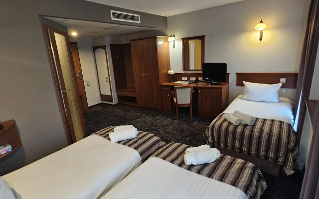 Conrad Hotel