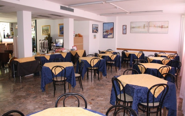 Hotel Roxy Floridiana