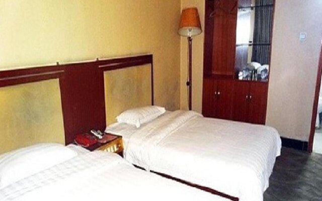 Luo Chuan Guo Hao Business Inn