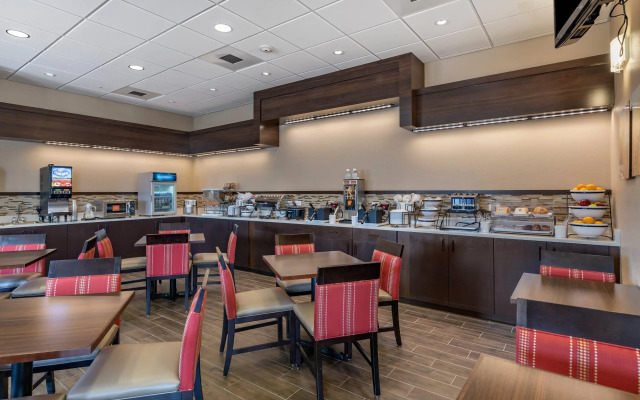 Comfort Inn & Suites Gateway to Glacier National Park