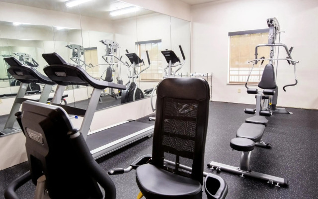 Comfort Inn & Suites Near Medical Center