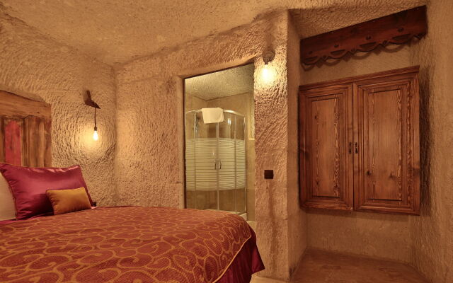 The Owl Cave Hotel