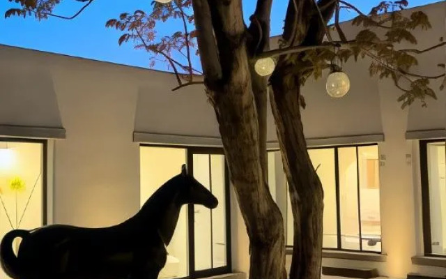 HHHO Tree House B&B (Badaling Water Gate Great Wall Branch)