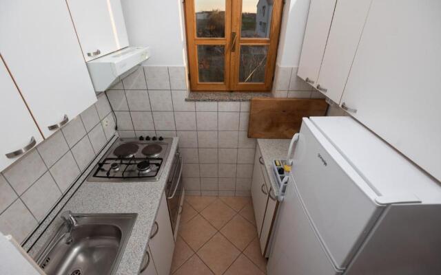 Beautiful apartments with balcony - Apartments Skoblara II