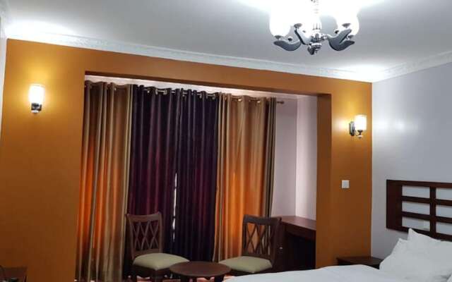 Edgewood Country Place