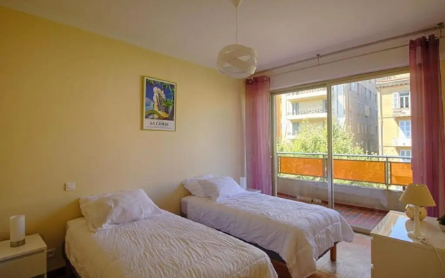 Appartement Ajaccio, 4 pièces, 6 personnes - FR-1-61-509