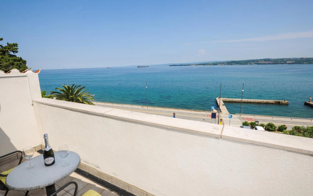 Bellevue Molet apartments Koper