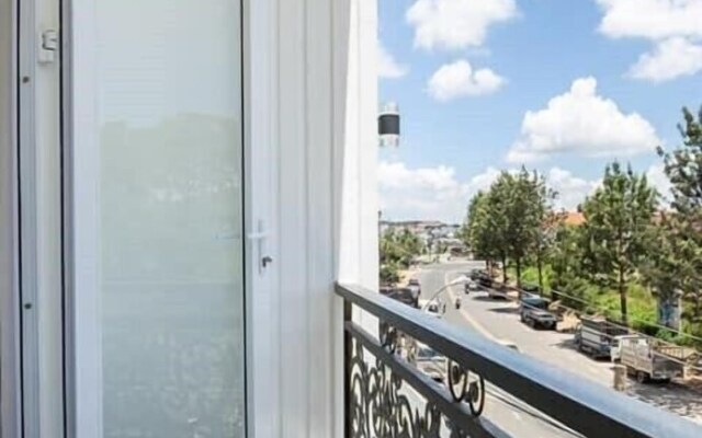Huong Anh Luxury Hotel Dalat