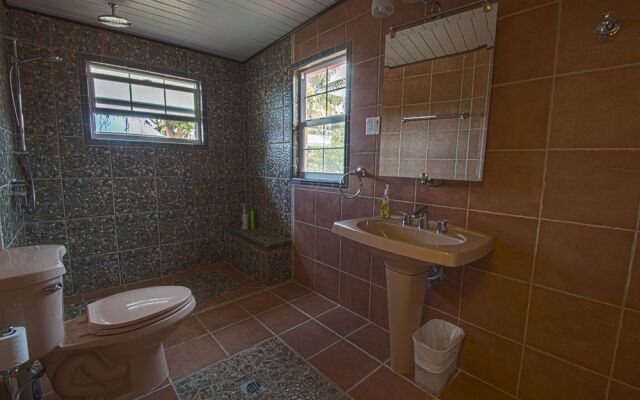 La Cazetta Guest House and Cottages