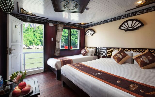 Halong Apricot Cruise