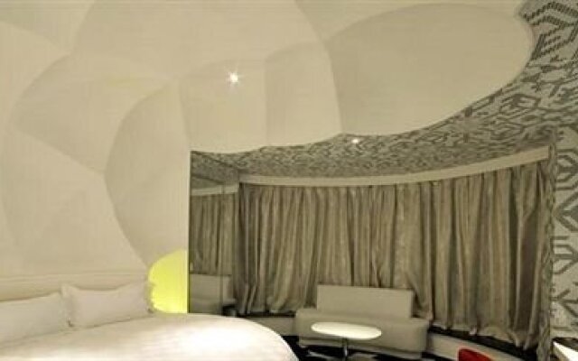 Aichao Fashion Hotel