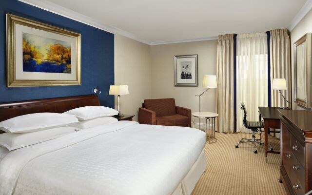 Sheraton Skyline Hotel London Heathrow