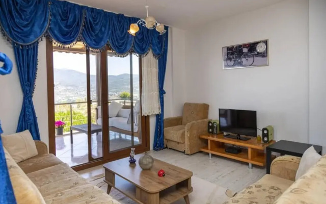 3 BR Comfy House with Peaceful View in Yalikavak