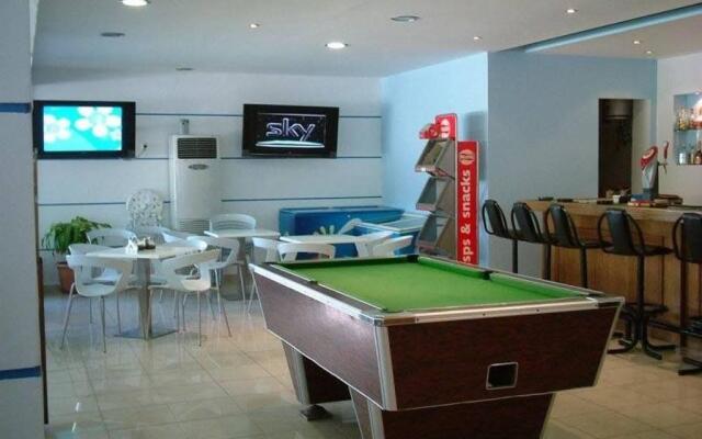 Anixis Hotel