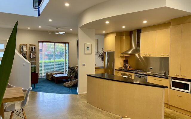 315 West St Kilda 3 Bedroom House