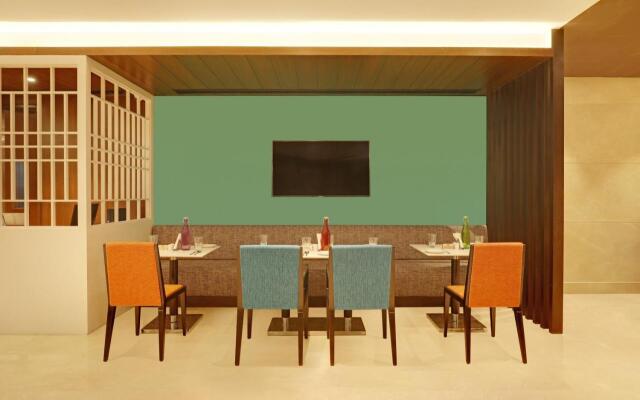 Lemon Tree Hotel Jhansi