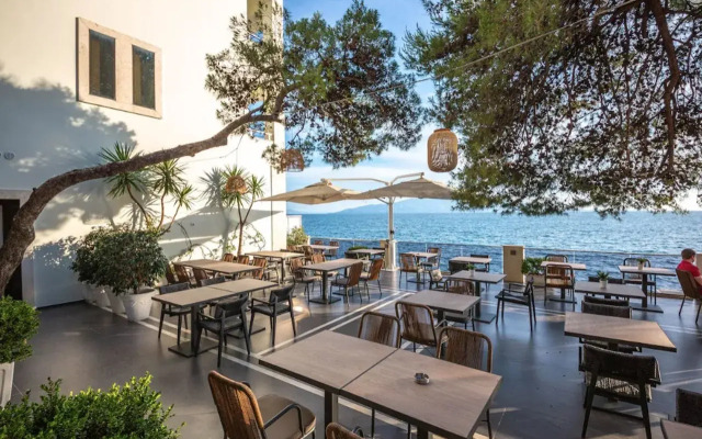 Hotel Jaroal