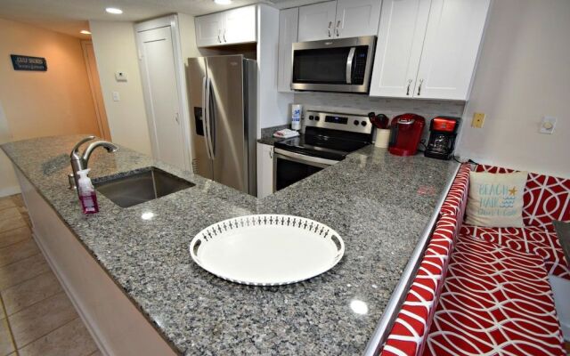 Regatta 201B by RedAwning