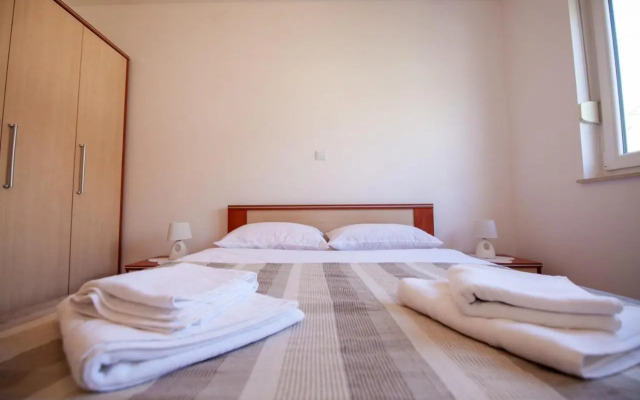 AP MIRKO - 3 bedrooms apartment in city center