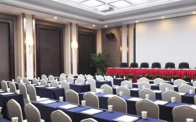 Gaoxiong Hotel